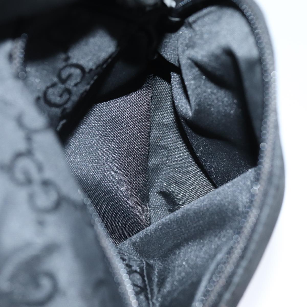 GUCCI GG Canvas Shoulder Bag Black 001 3380 bs14042