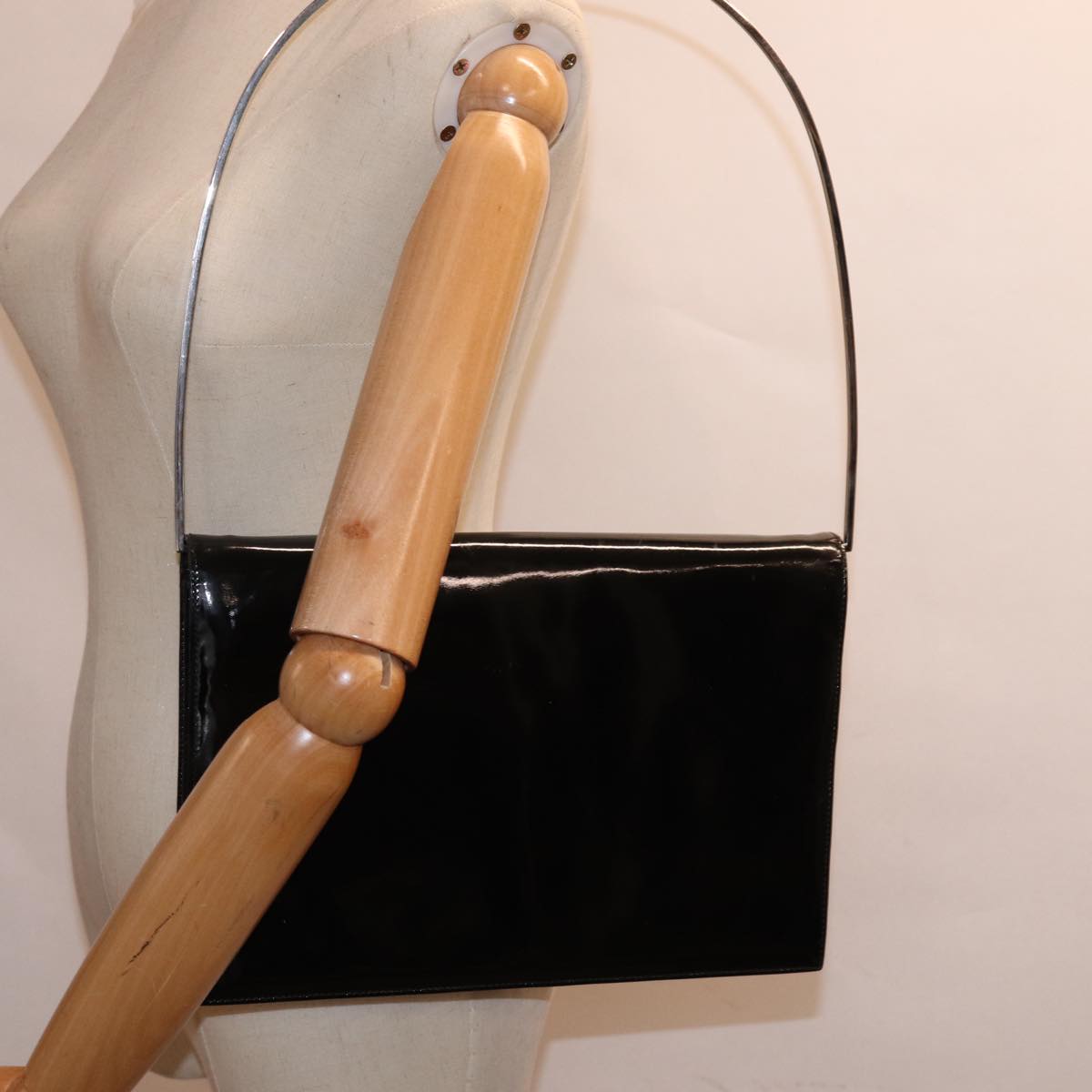 GUCCI Shoulder Bag Enamel Black bs15262