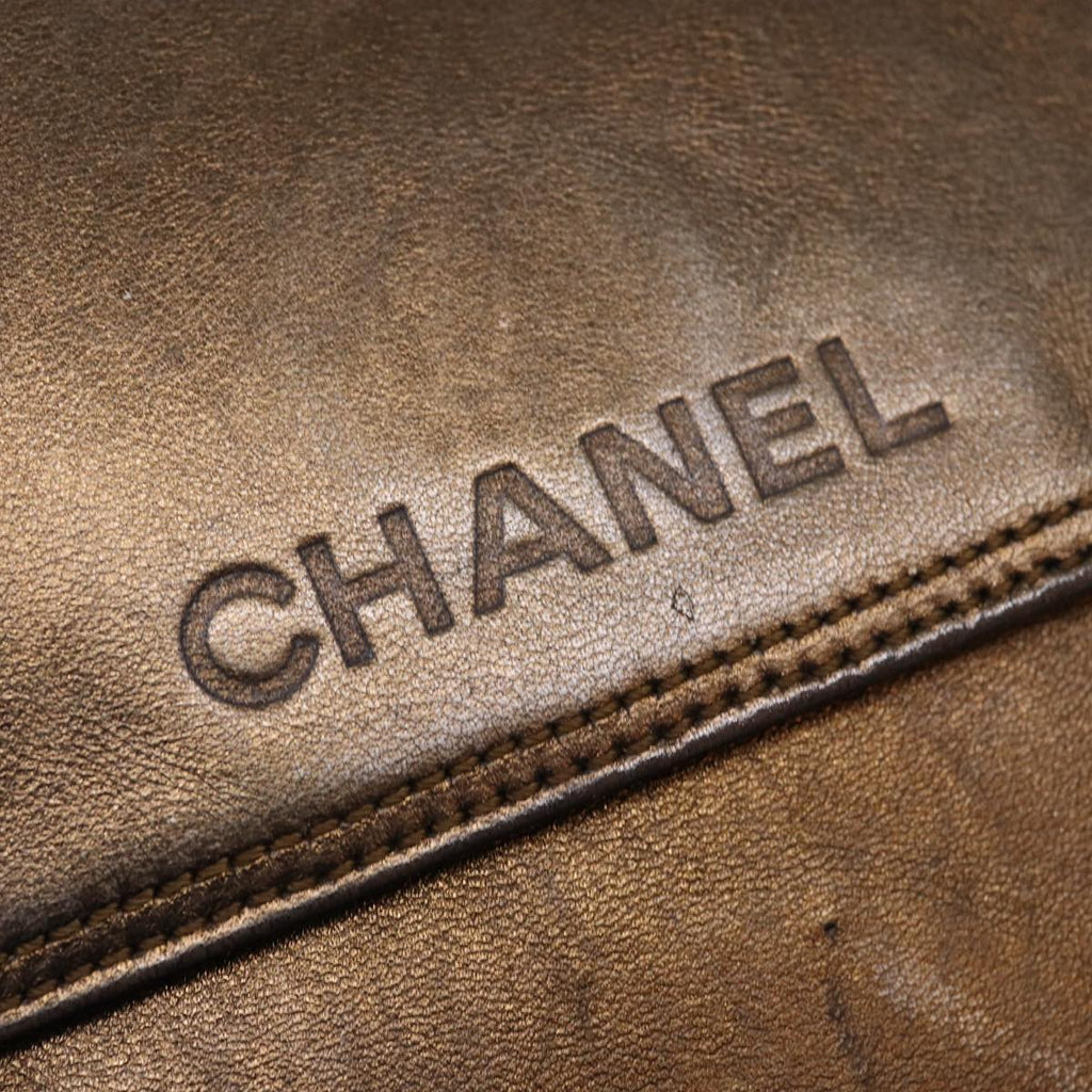CHANEL Shoulder Bag Leather Gold Tone CC bs16149