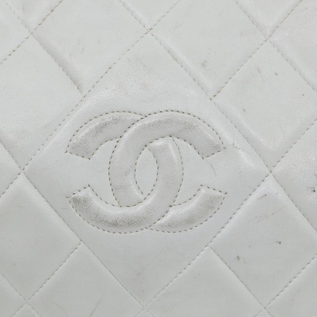 CHANEL Matelasse Shoulder Bag Lamb Skin White Gold CC bs17156