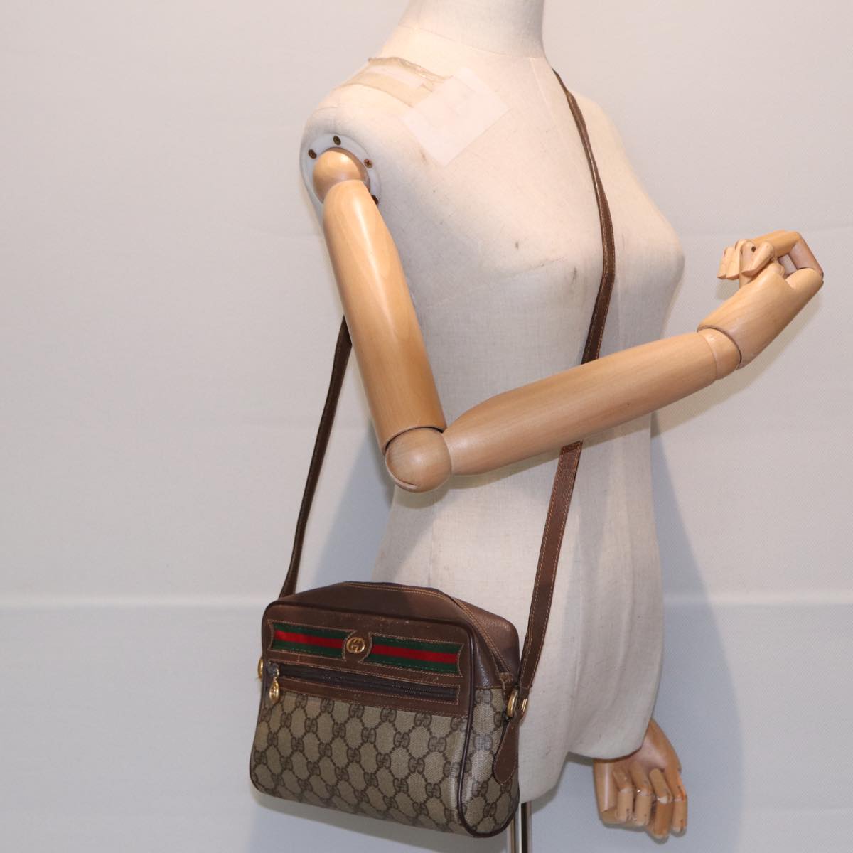 GUCCI GG Supreme Web Sherry Line Shoulder Bag PVC Beige 56 02 087 bs17476