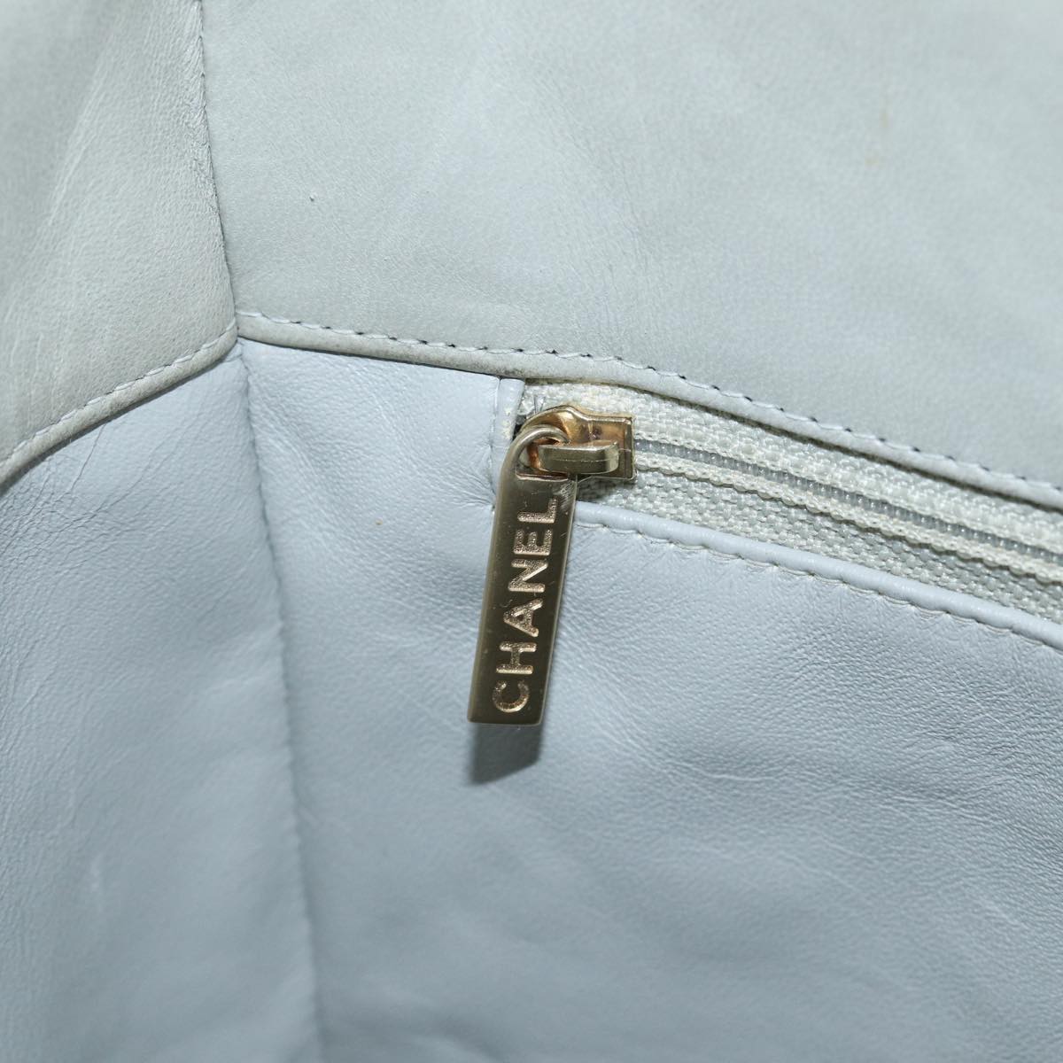 CHANEL Hand Bag Patent leather Yellow Gold CC bs17592