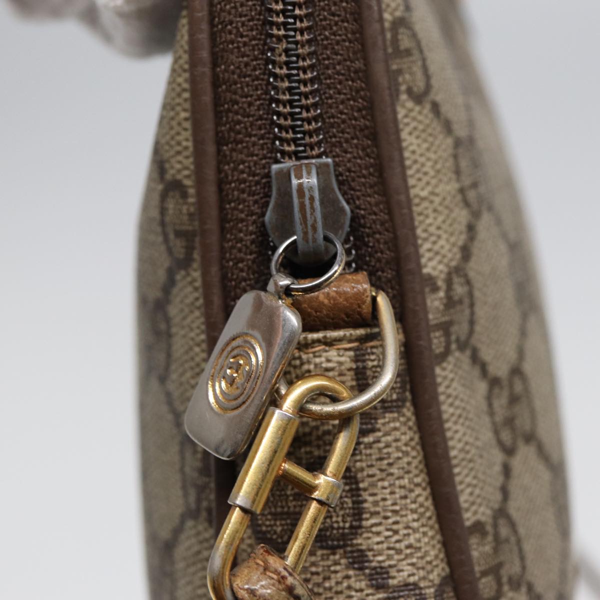 GUCCI GG Supreme Shoulder Bag PVC Leather Beige Gold 97 02 068 bs17607