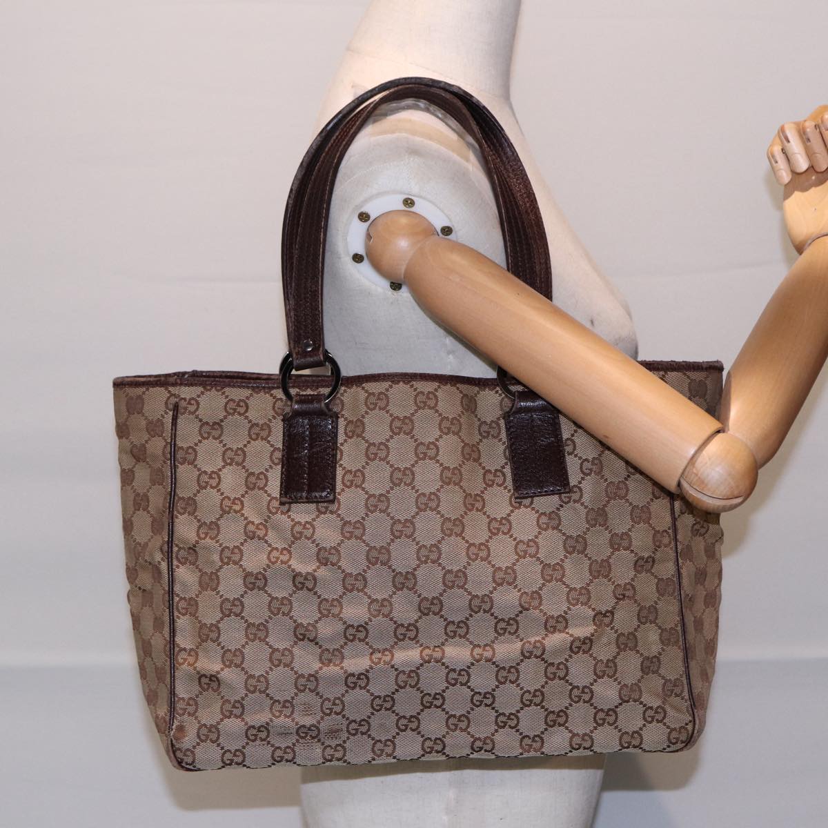 GUCCI GG Canvas Tote Bag Silver Beige 113017 bs17610