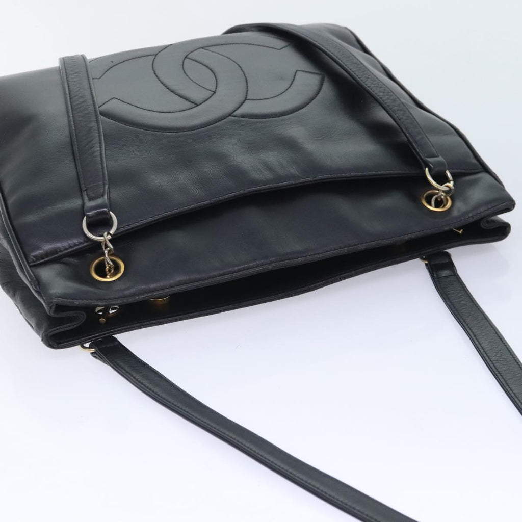 CHANEL Shoulder Bag Leather Black CC bs18212
