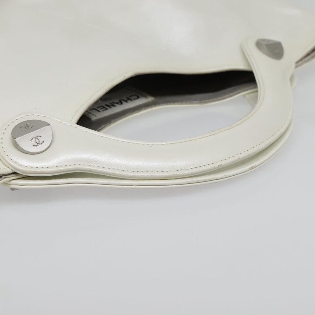 CHANEL Matelasse Hand Bag Leather White CC bs18834