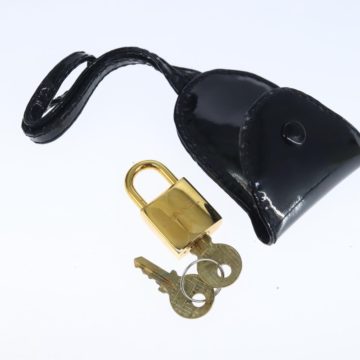 CHANEL Vanity Pouch Enamel Black Gold CC bs20242
