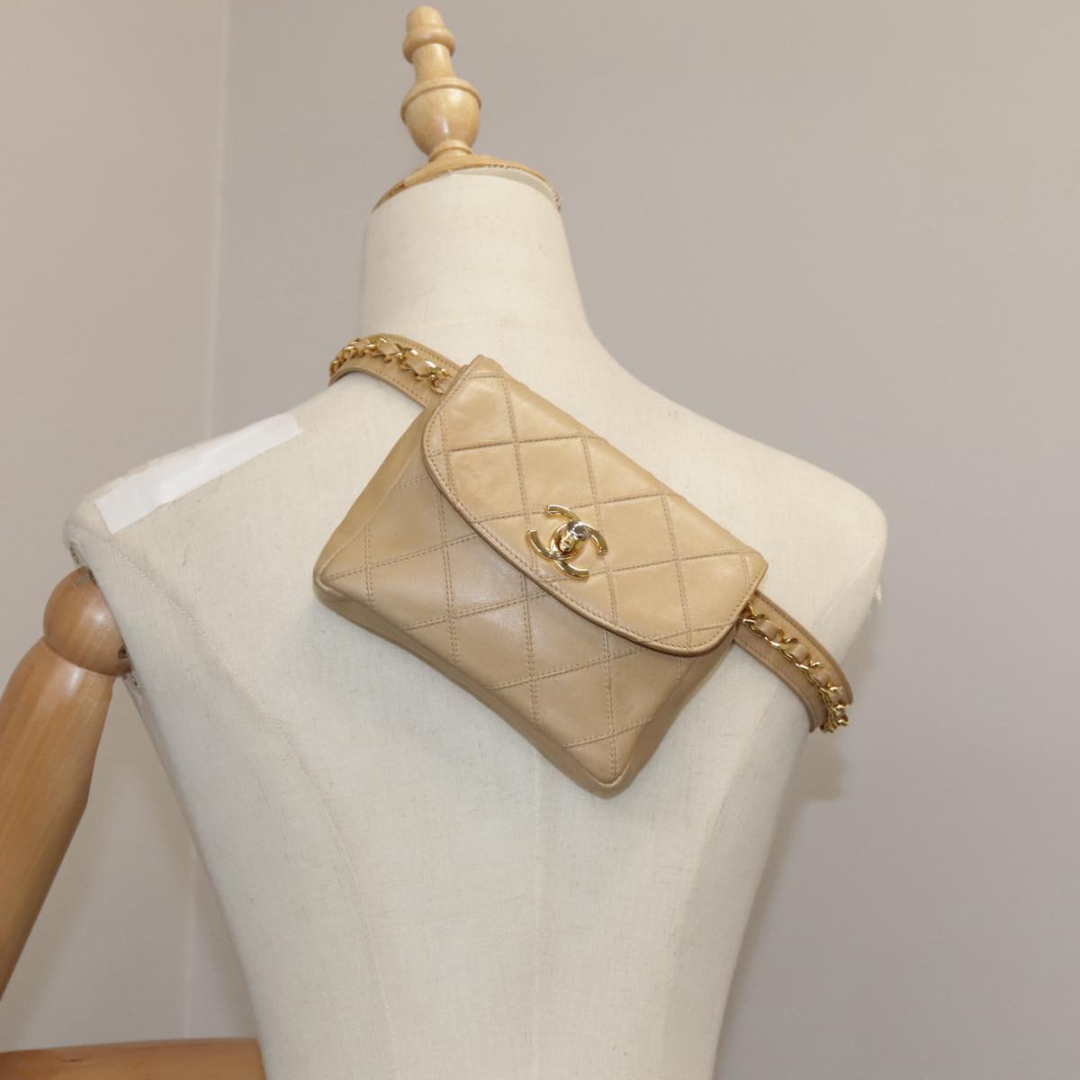 CHANEL Bicolore Waist bag Lamb Skin Beige Gold CC bs21018