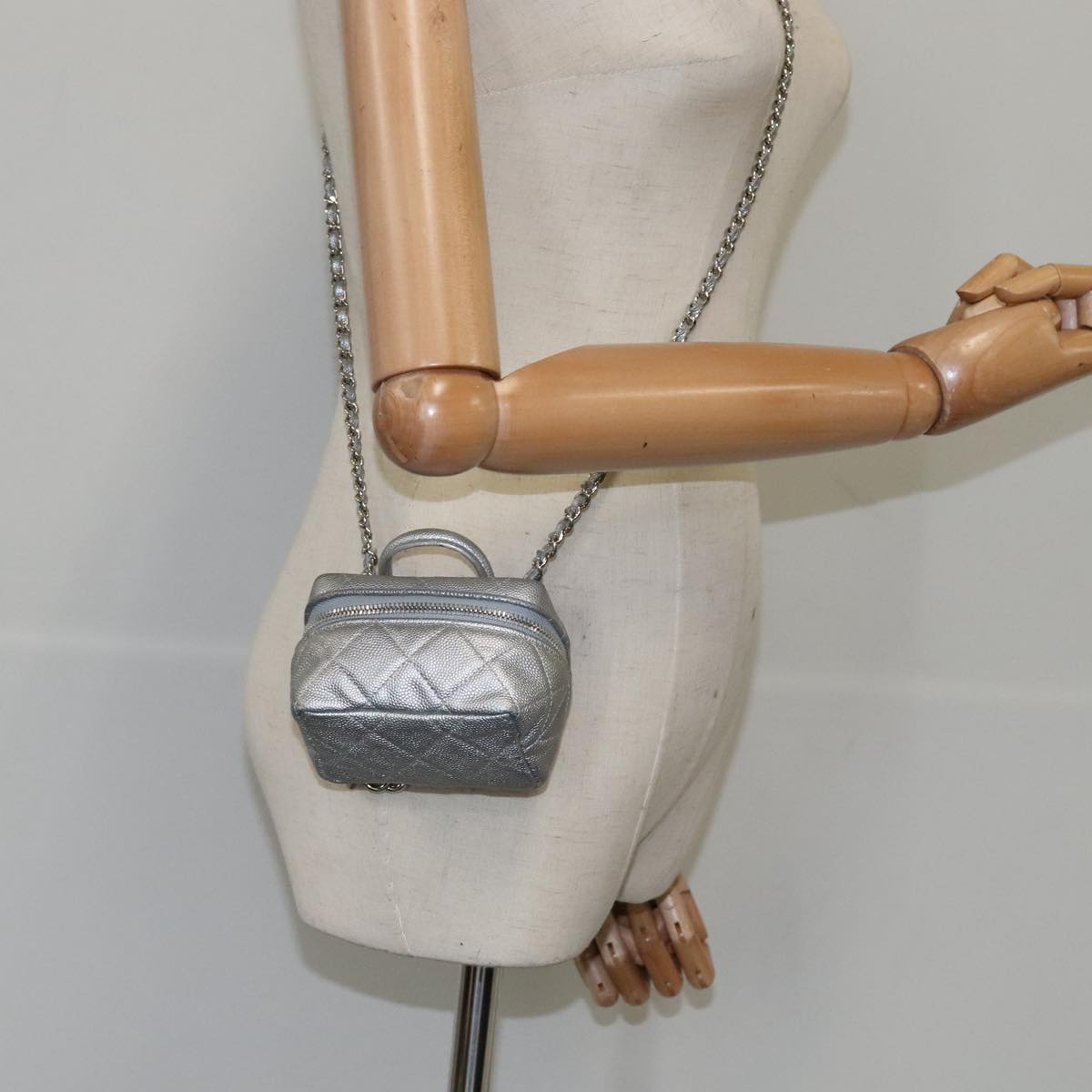 CHANEL Matelasse Hand Bag Caviar Skin 2way Silver CC bs21131
