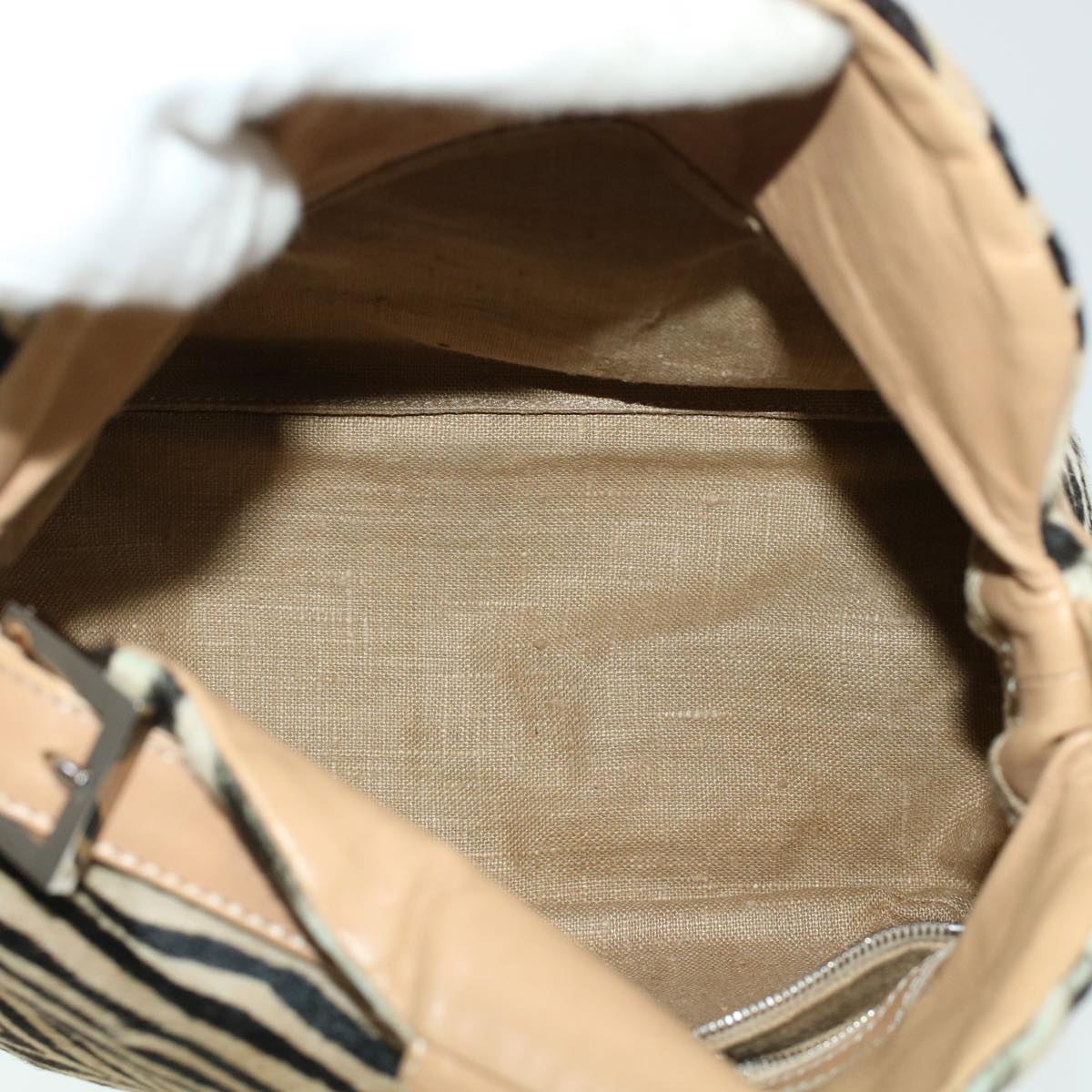 FENDI Mamma Baguette Shoulder Bag Harako leather Beige bs5121