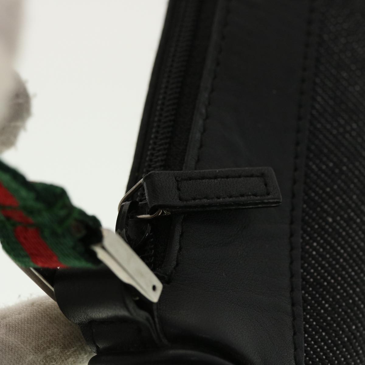 GUCCI Web Sherry Line Accessory Pouch Canvas Black Red Green bs5425