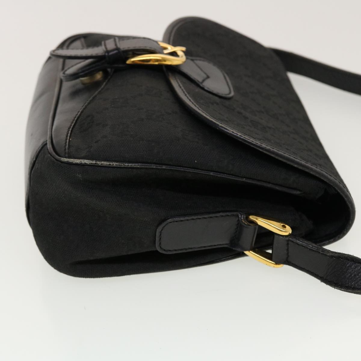 GUCCI GG Canvas Shoulder Bag Black bs5469