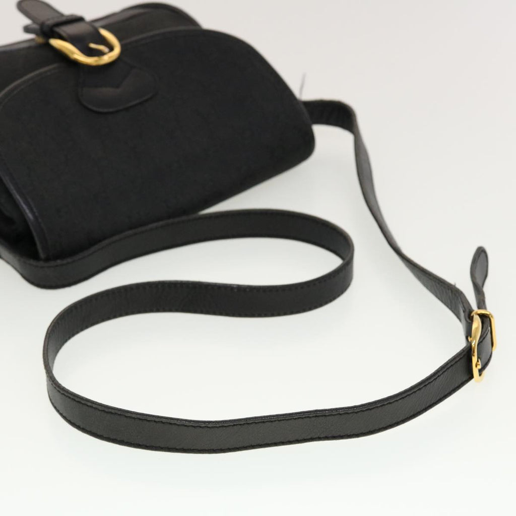 GUCCI GG Canvas Shoulder Bag Black bs5469