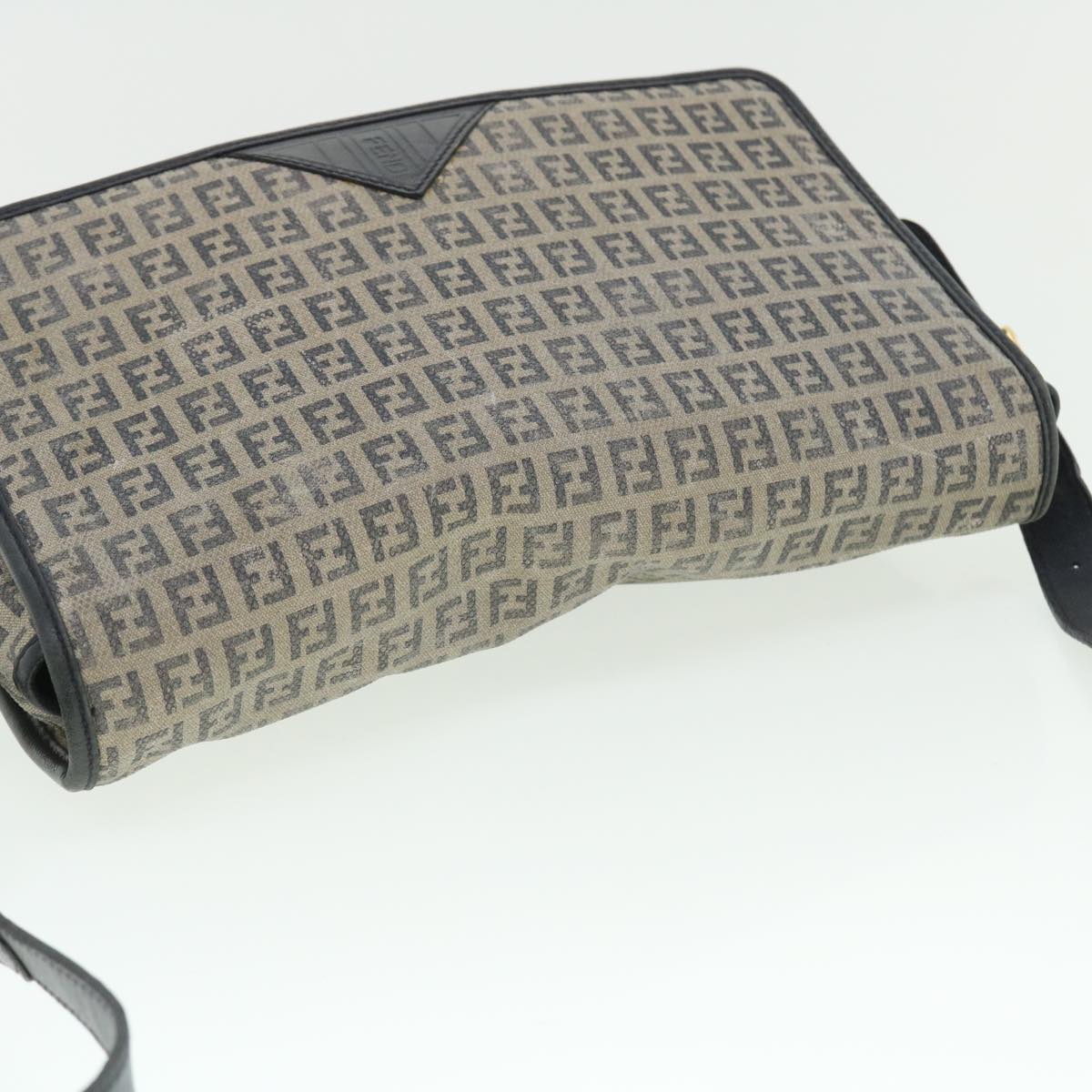 FENDI Zucchino Canvas Shoulder Bag Navy bs7520