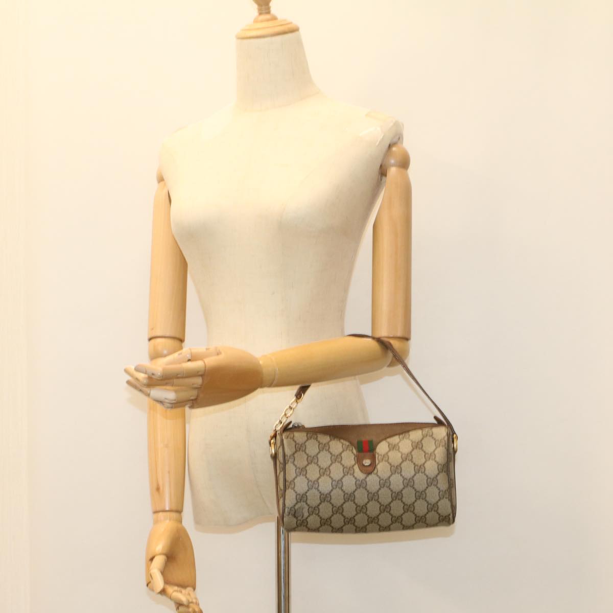 GUCCI GG Supreme Web Sherry Line Shoulder Bag Beige Red 89 02 018 bs9008