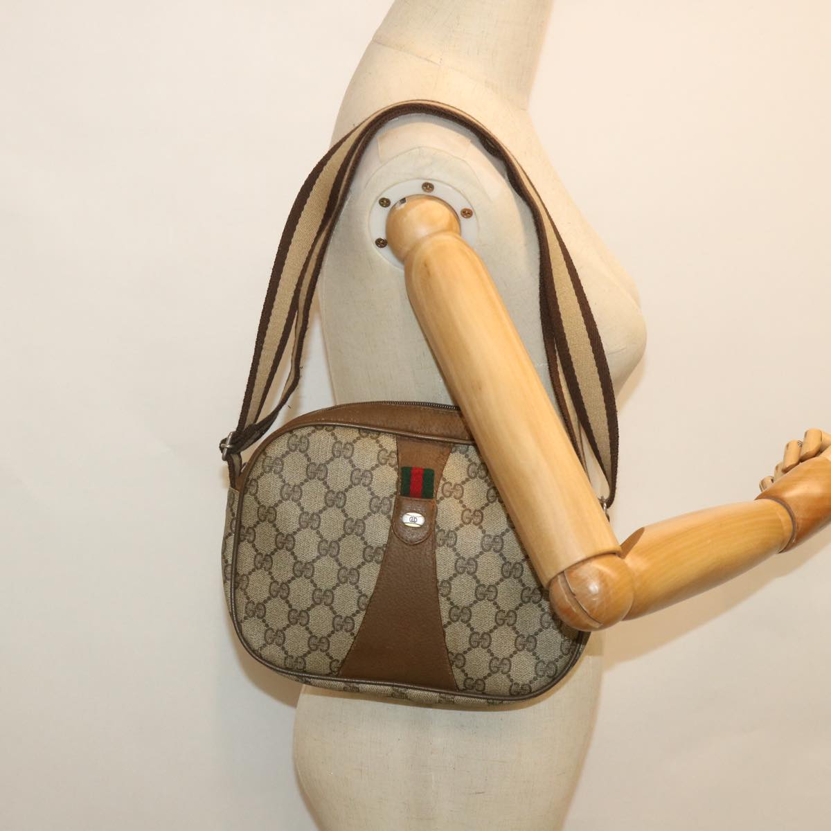 GUCCI GG Supreme Web Sherry Line Shoulder Bag Beige Red 89 01 034 bs9010