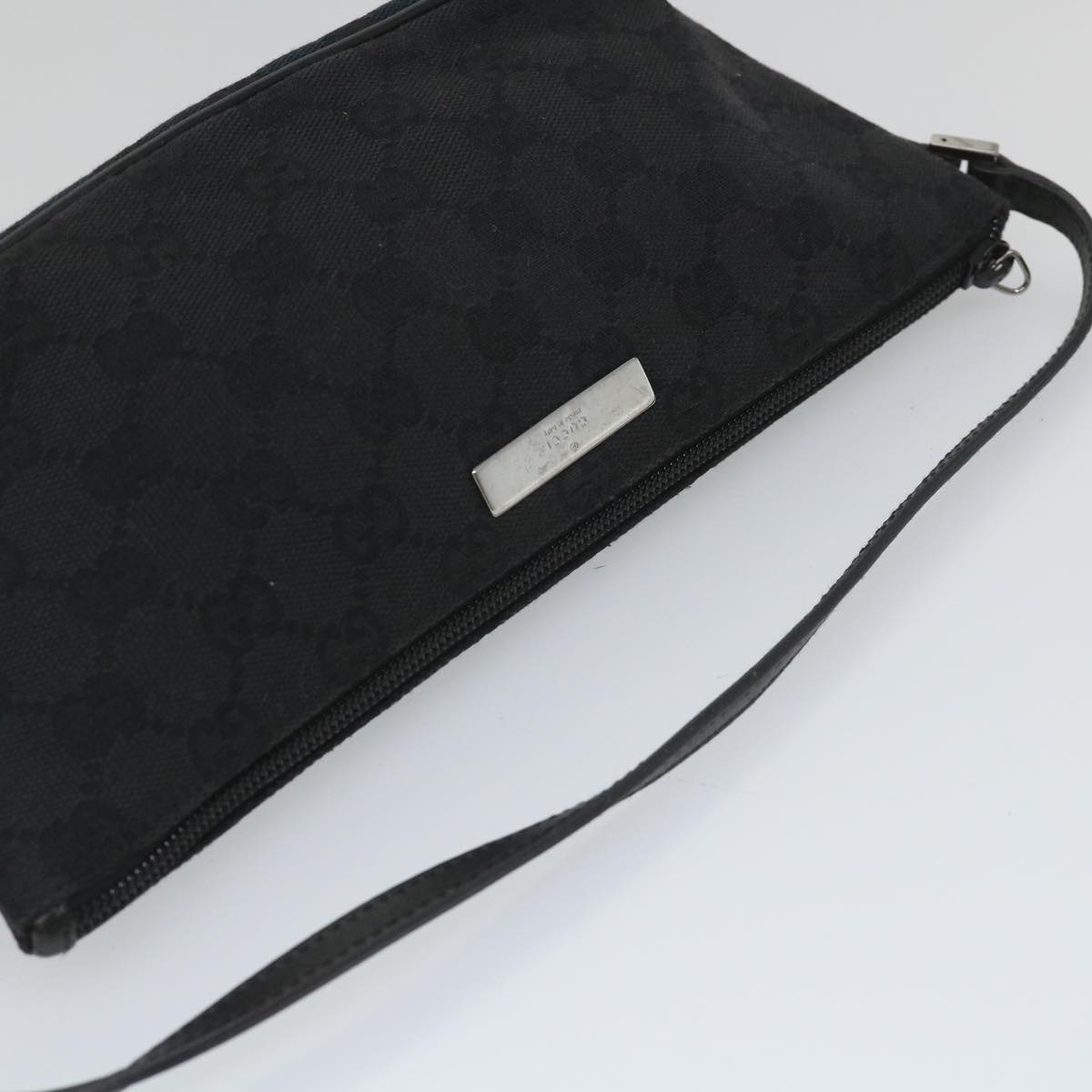GUCCI GG Canvas Accessory Pouch Black 07198 bs9155