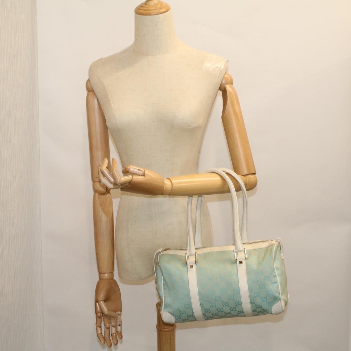 GUCCI GG Canvas Shoulder Bag Light Blue 000 0851 3754 bs9545