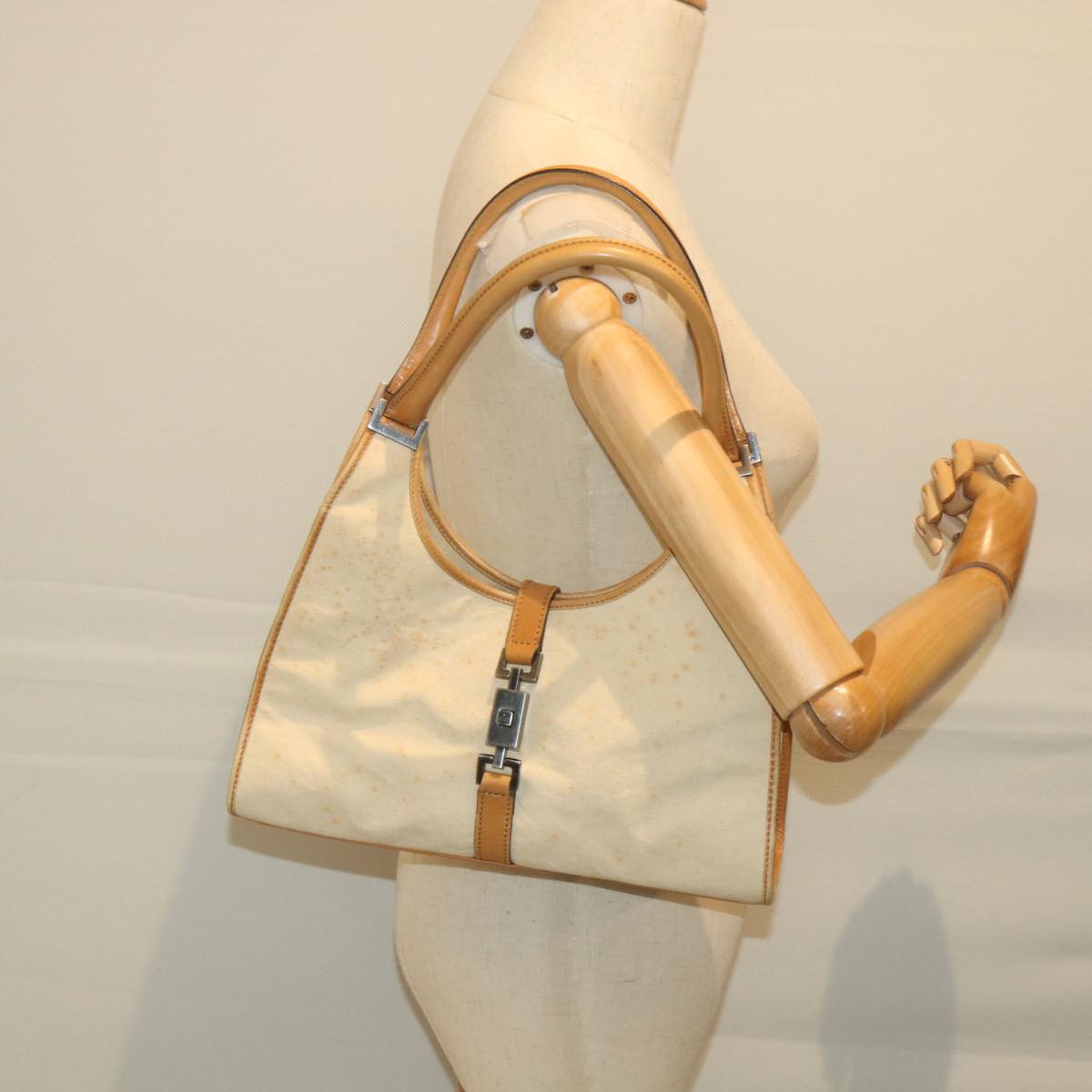 GUCCI Jackie Shoulder Bag Canvas Beige bs9990