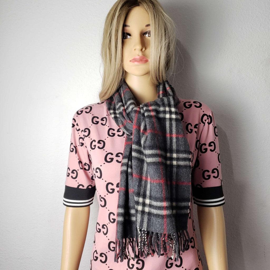 Burberry Classic Scarf 100% Cashmere