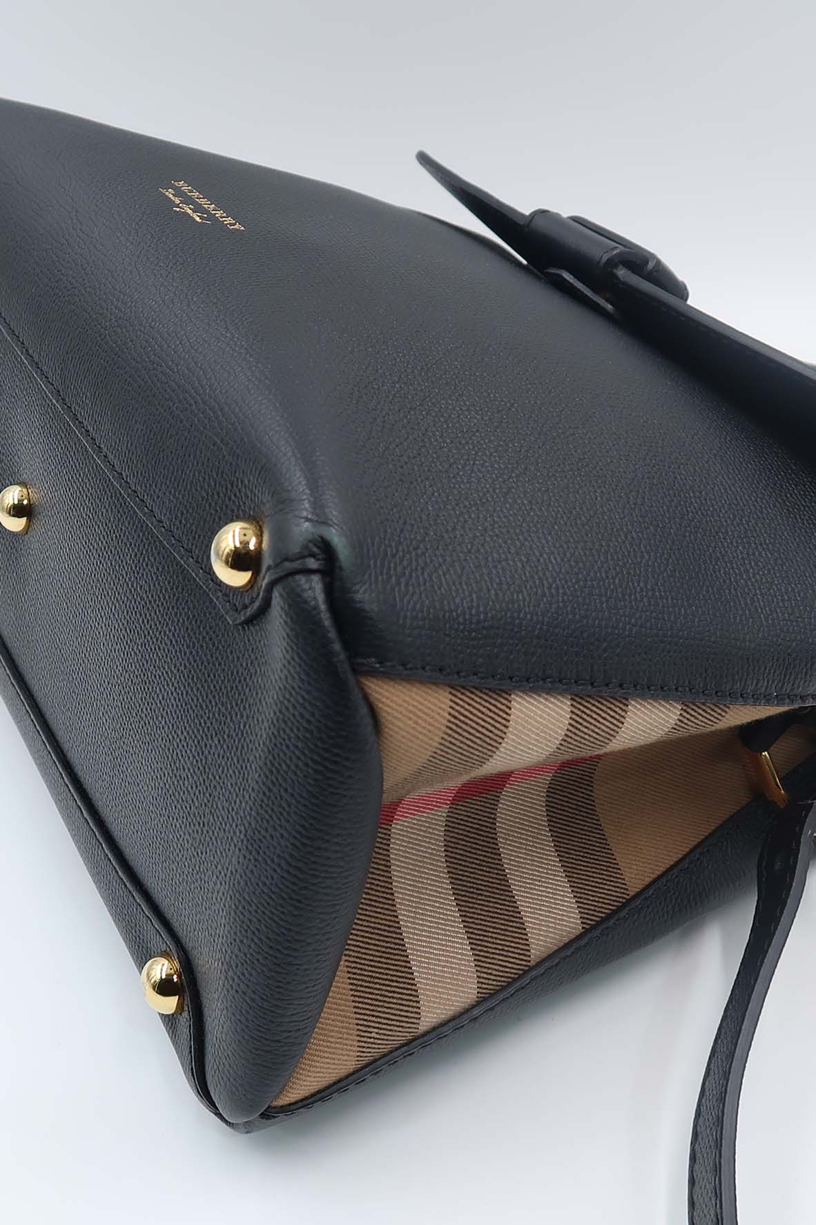 House Check Camberley Bag Navy, Brown
