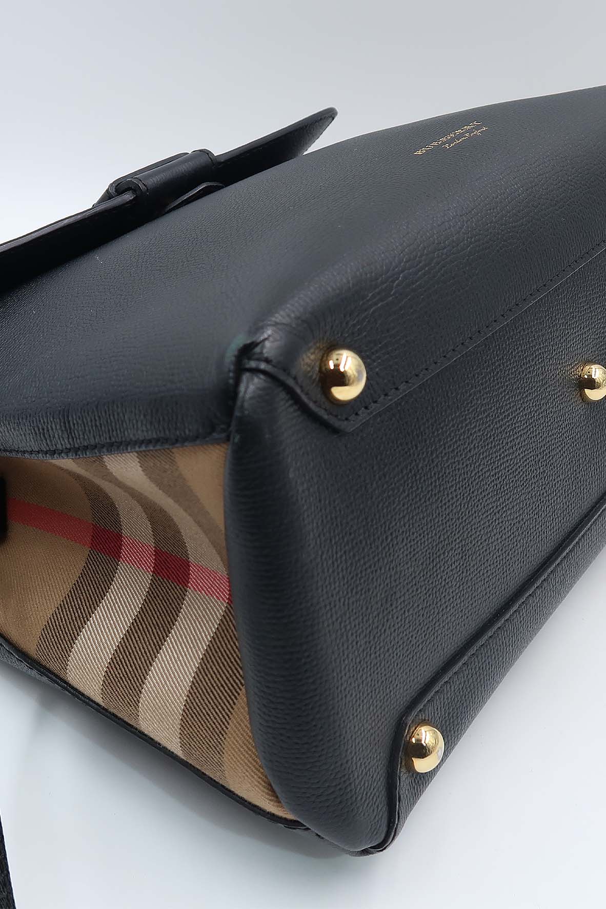 House Check Camberley Bag Navy, Brown