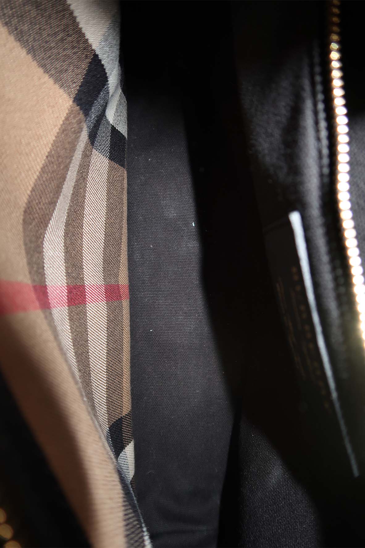 House Check Camberley Bag Navy, Brown