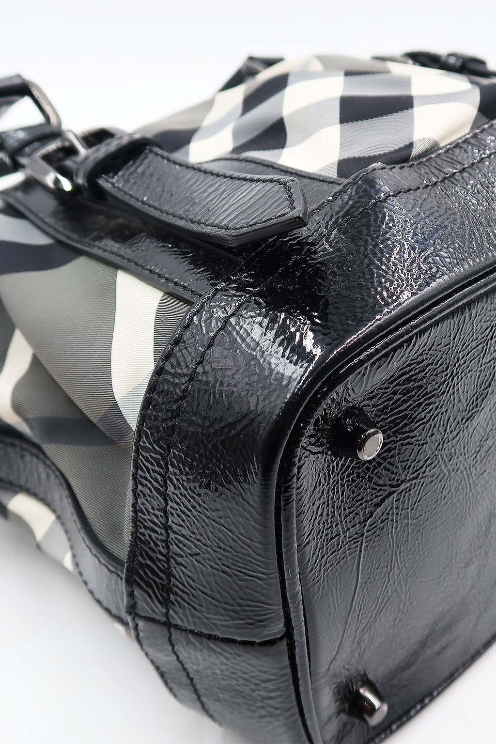 Lowry Beat Check Tote Black
