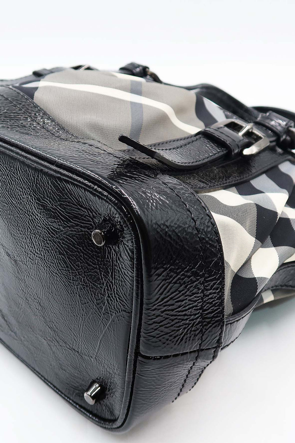 Lowry Beat Check Tote Black