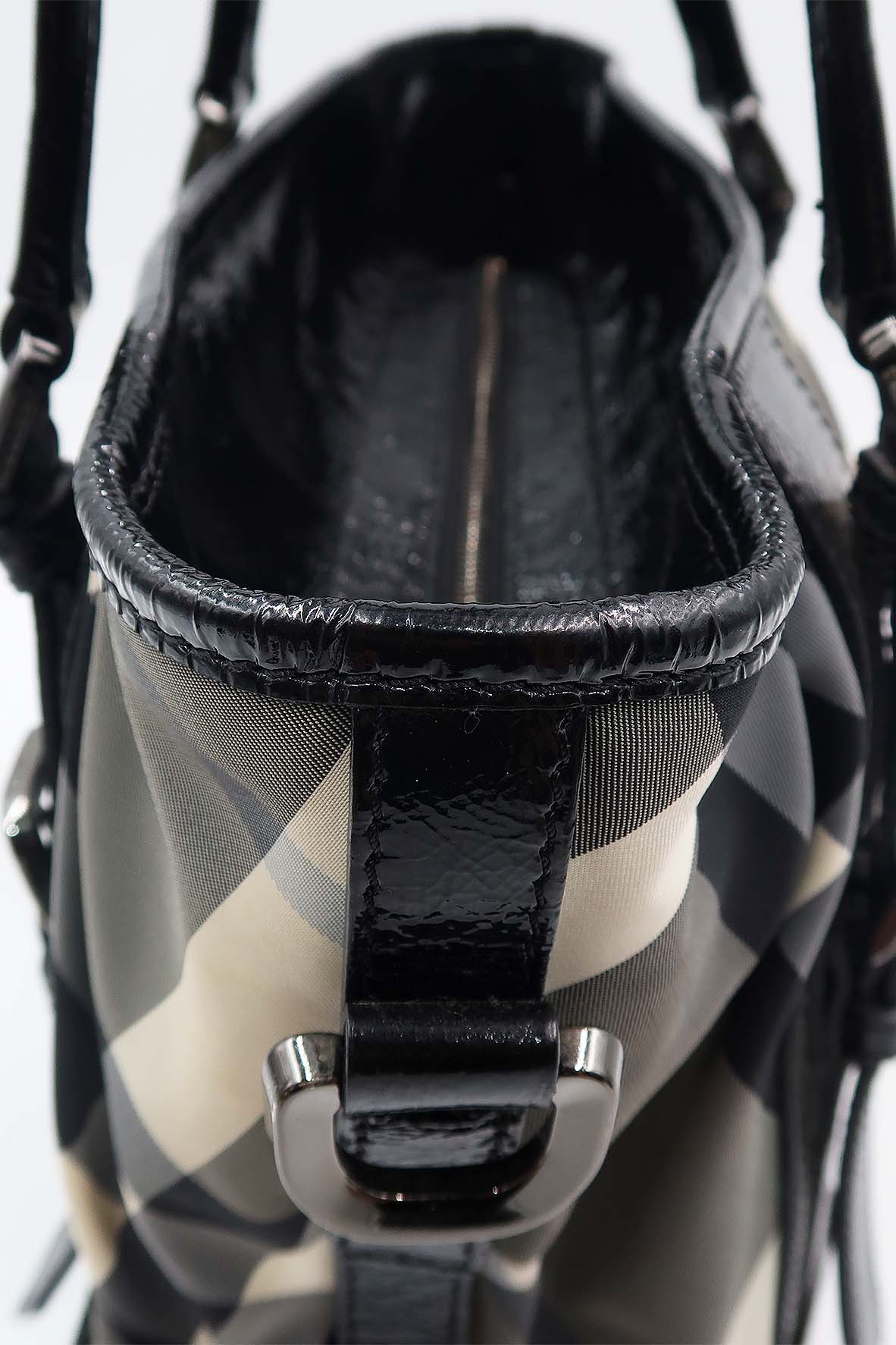 Lowry Beat Check Tote Black