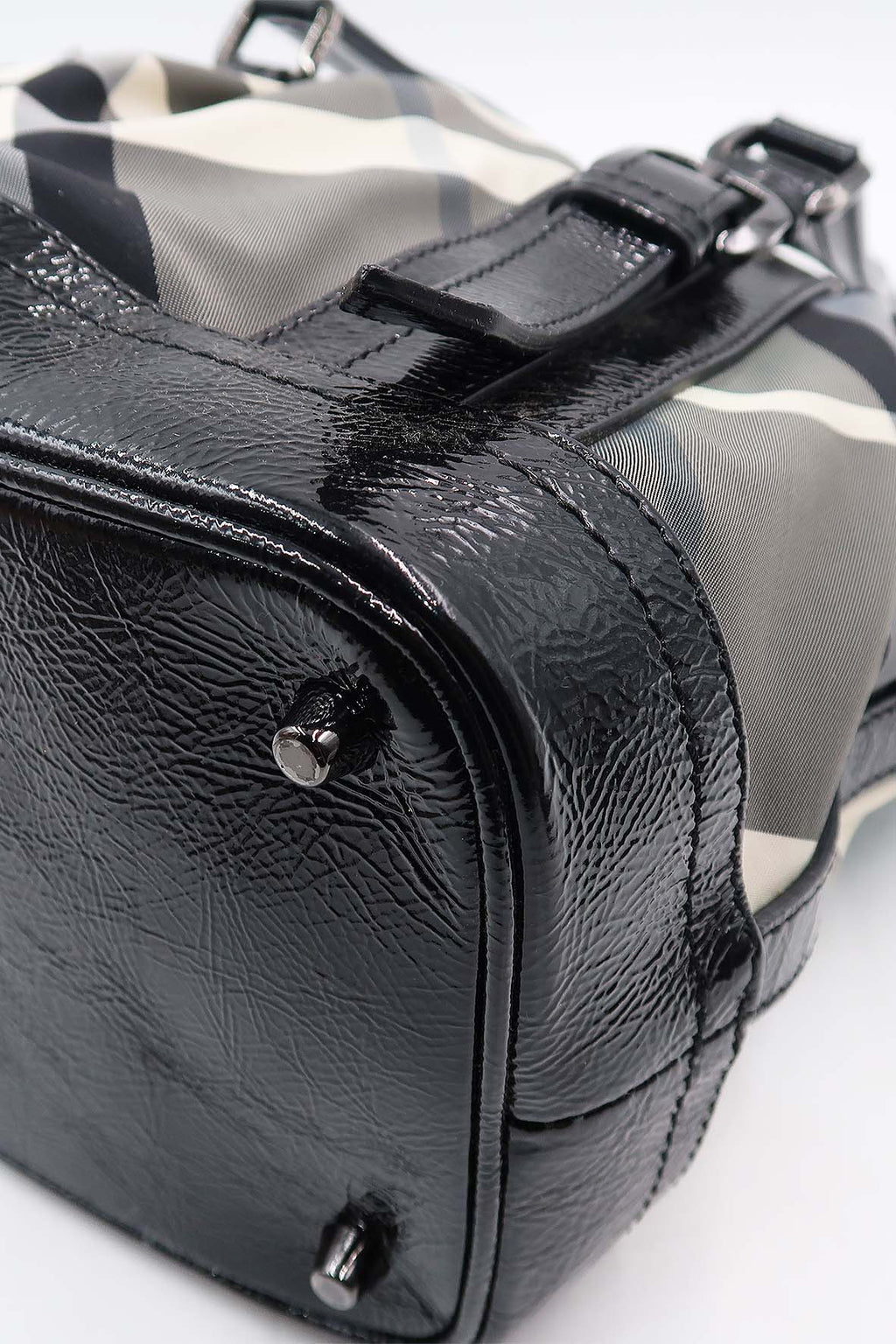 Lowry Beat Check Tote Black