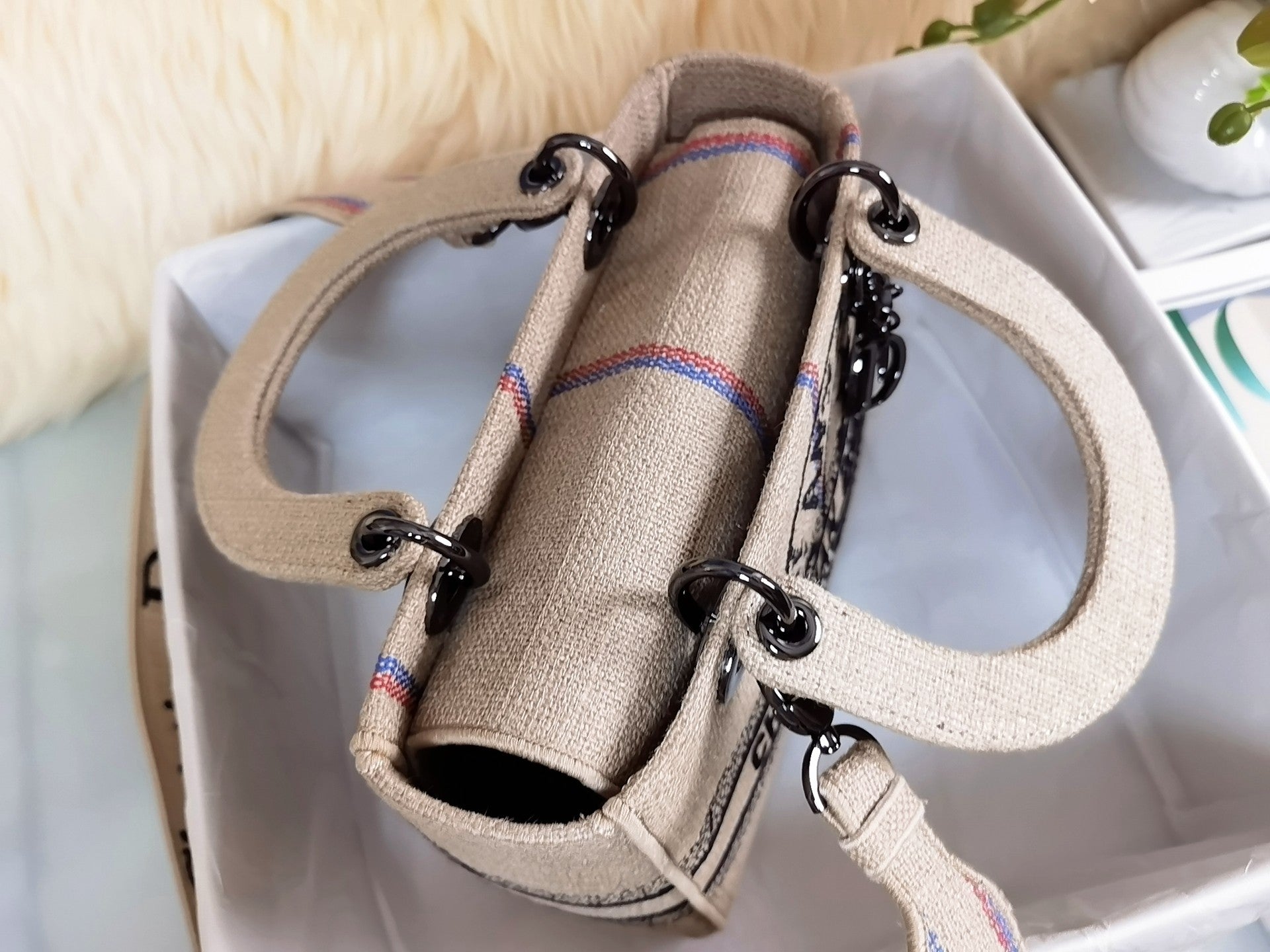 EN - New Lux Bags DIR 339