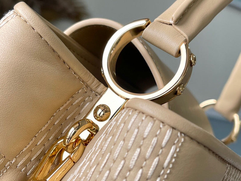 Fashion Lu-Vi bags - 5365