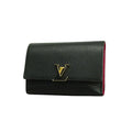 Louis Vuitton Capucines  Leather Wallet  ()