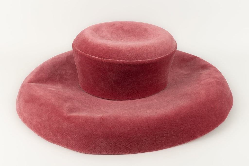Imposant chapeau en velours rose Marie MerciÃƒÆ’Ã‚Â©