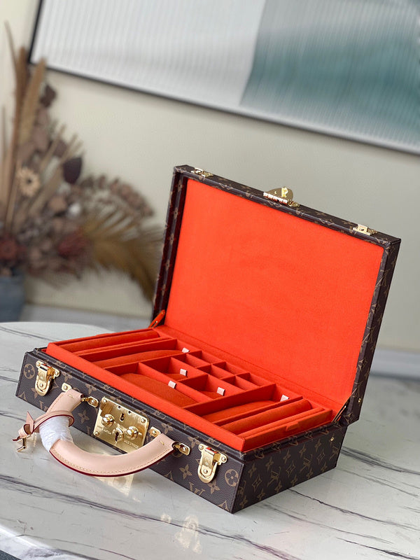 Fashion Lu-Vi bags - 4526