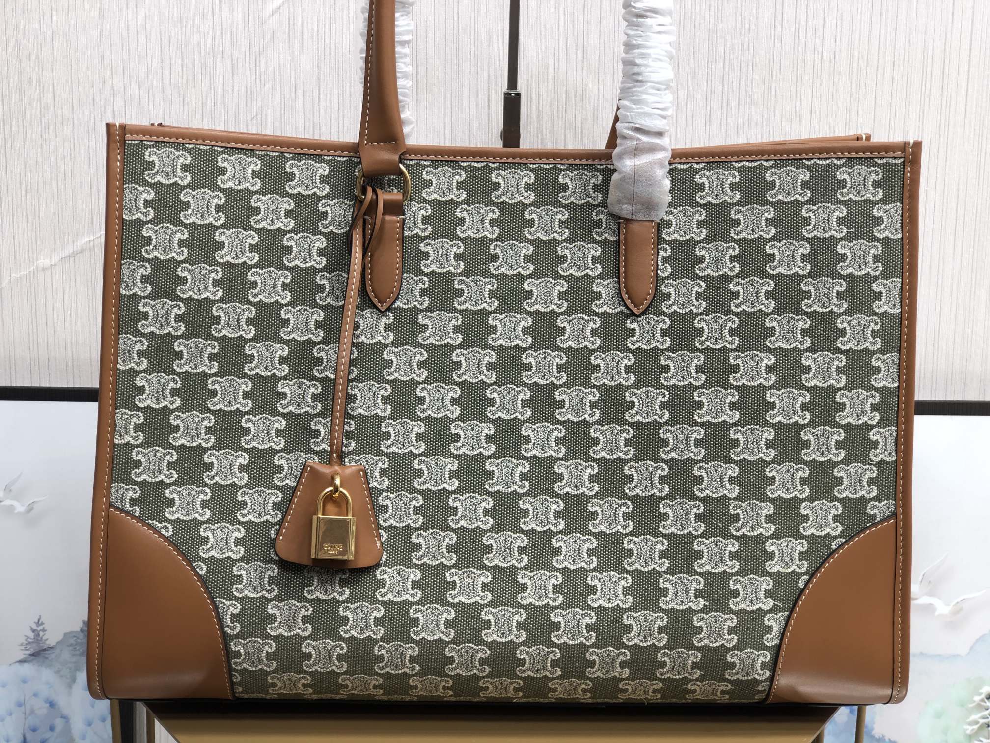 GLAMI Horizontal Cabas In Textile With Triomphe Embroidery Khaki For Women 17in/43cm 197002CS8.15KH