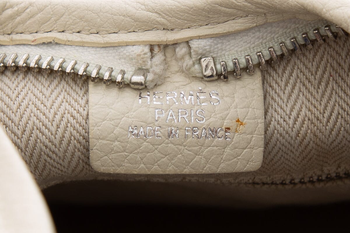 HermÃƒÆ’Ã‚Â¨s 2006 White Massai Leather Handbag