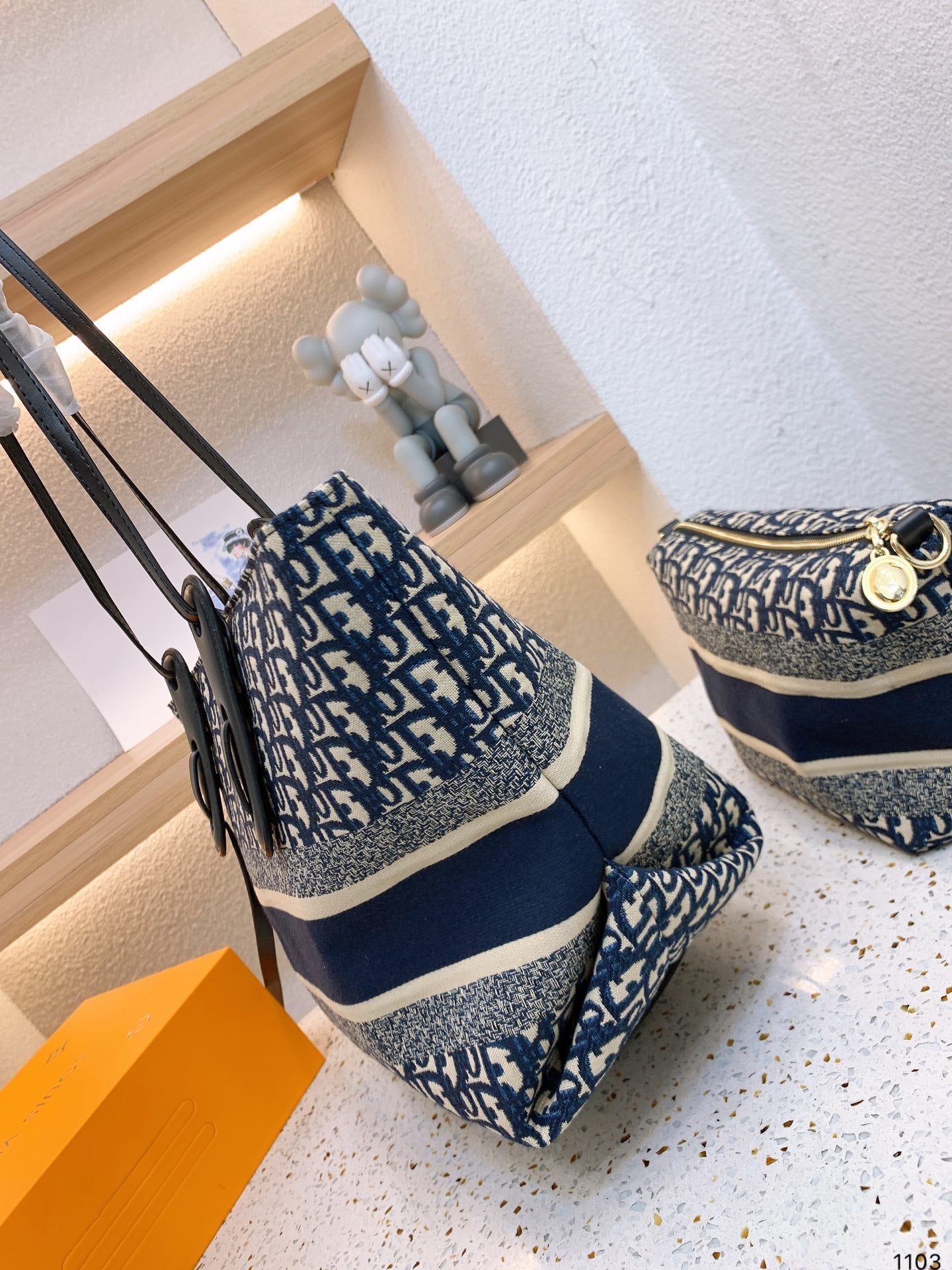 EN - New Lux Bags DIR 348