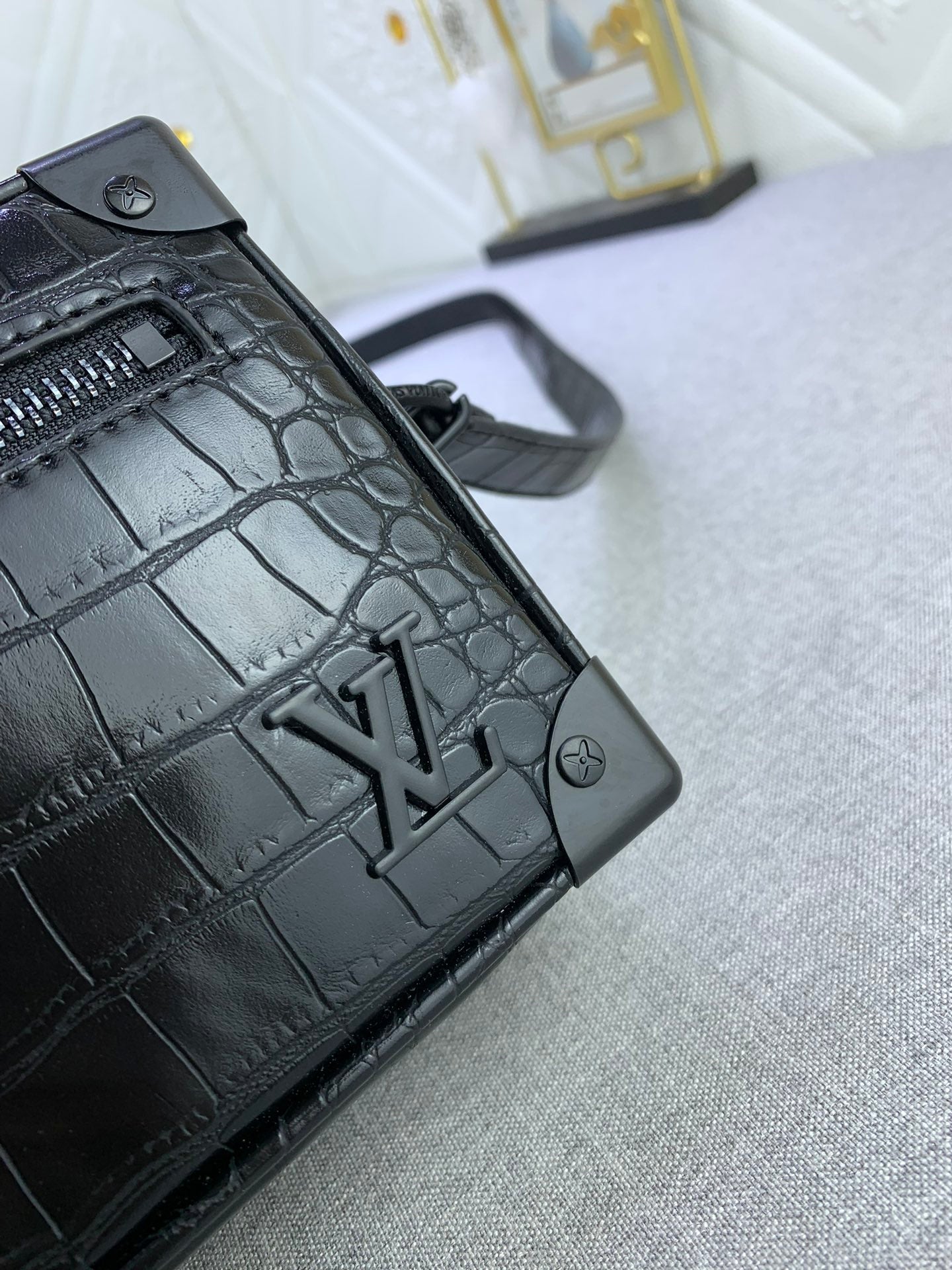EN - New Arrival Bags LUV 660