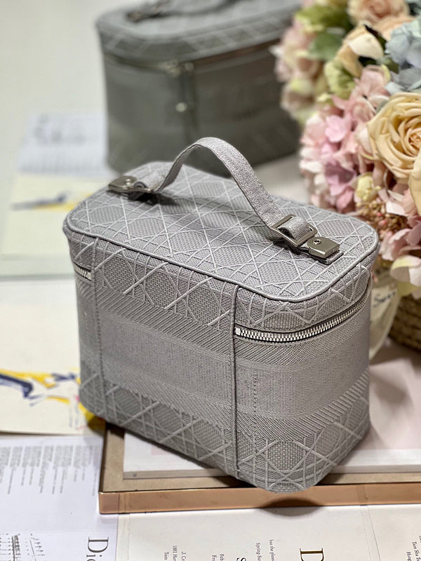 ELE - Dir Bags - 725