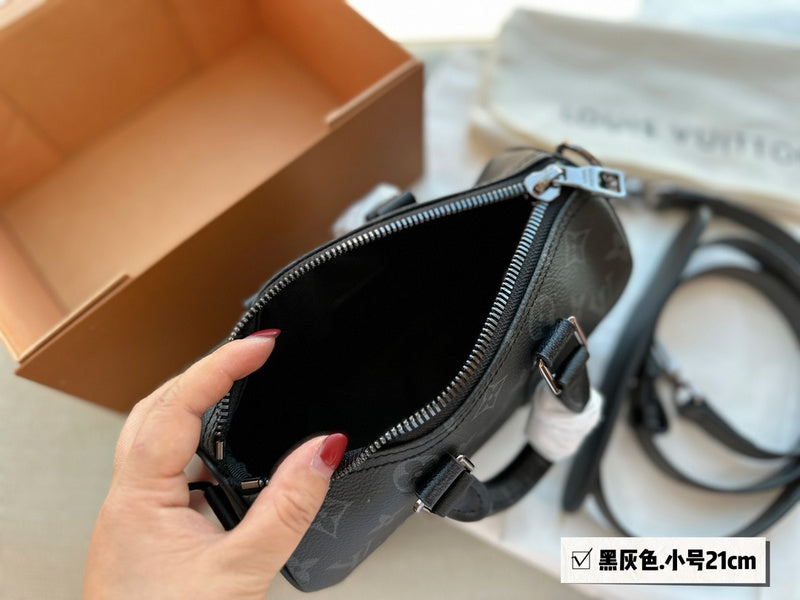 Satchel Bags - VL2 Bags - 105