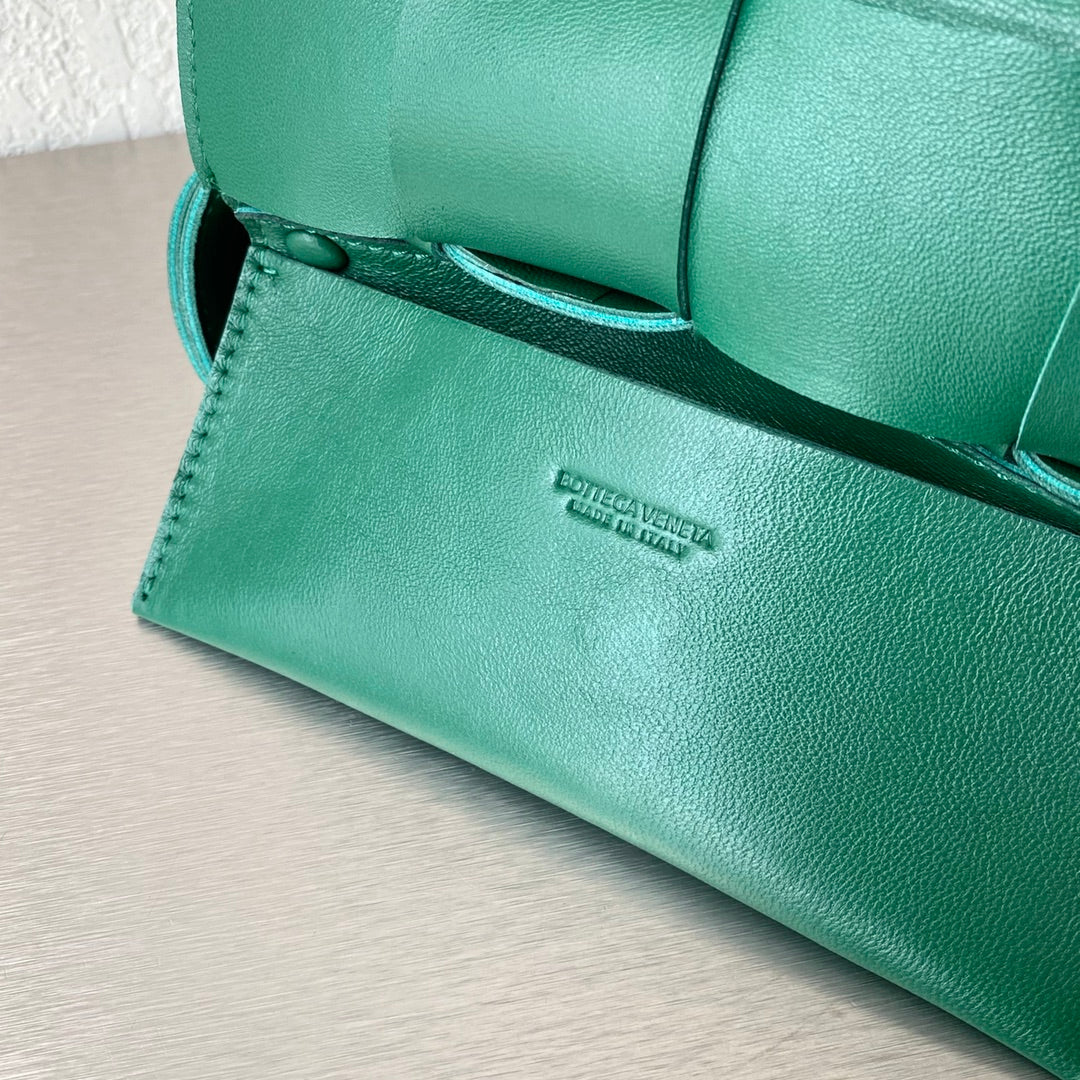 GLAMI Belt Cassette Dark Green, For Women, WomenÃƒÂ¢Ã¢â€šÂ¬Ã¢â€žÂ¢s Bags 6.9in/17.5cm