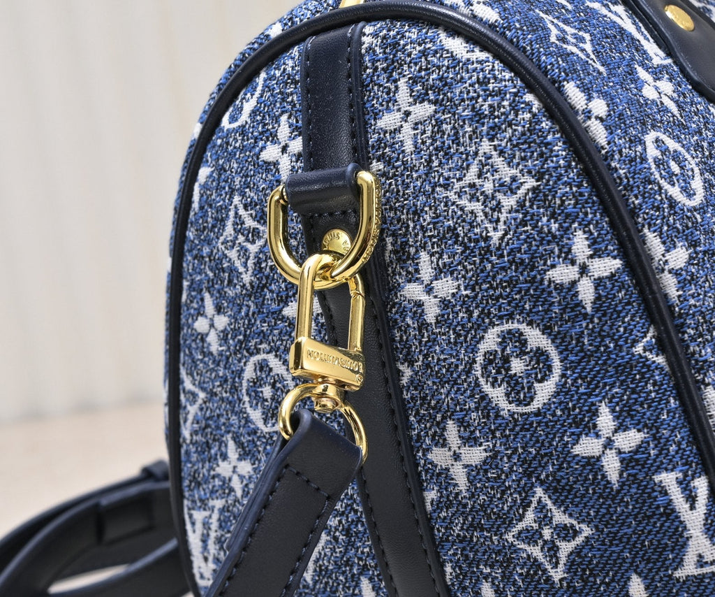 EN - Luxury Bags LUV 876