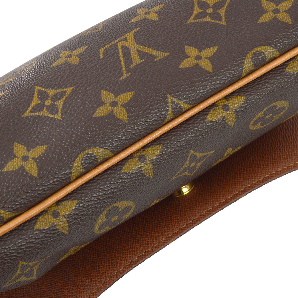 Louis Vuitton 1999 Monogram Musette Tango Short M51257