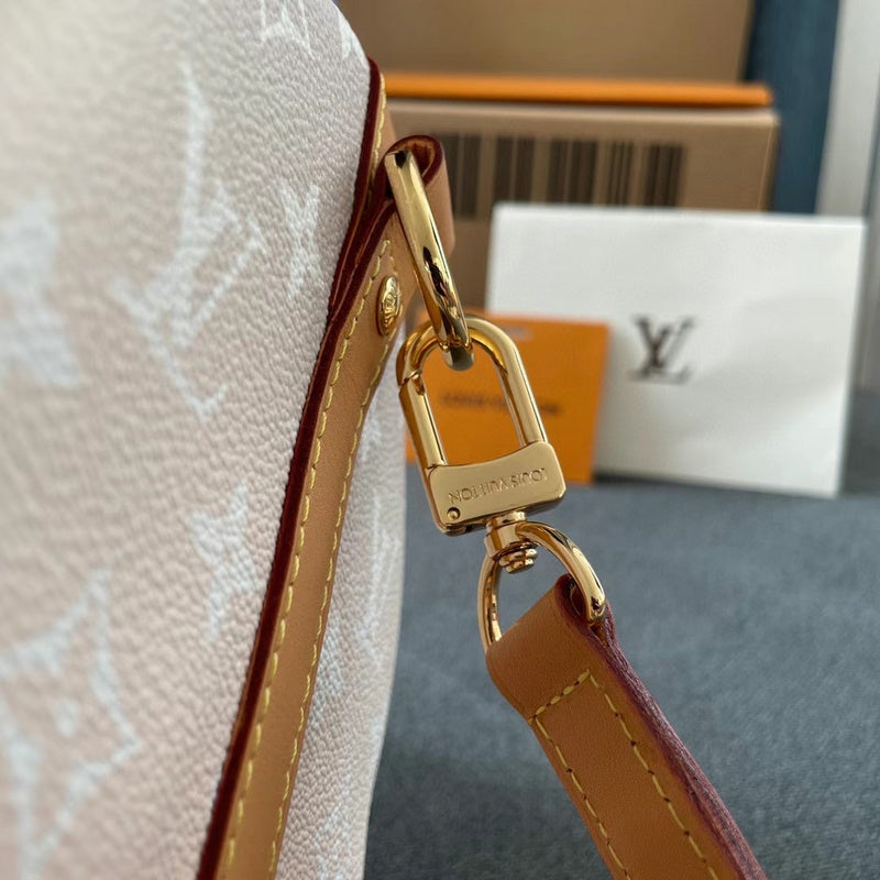 LOV2 Bags - Luxurious Bags  2523