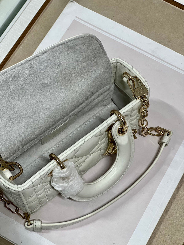 ELE - Dir Bags - 1802