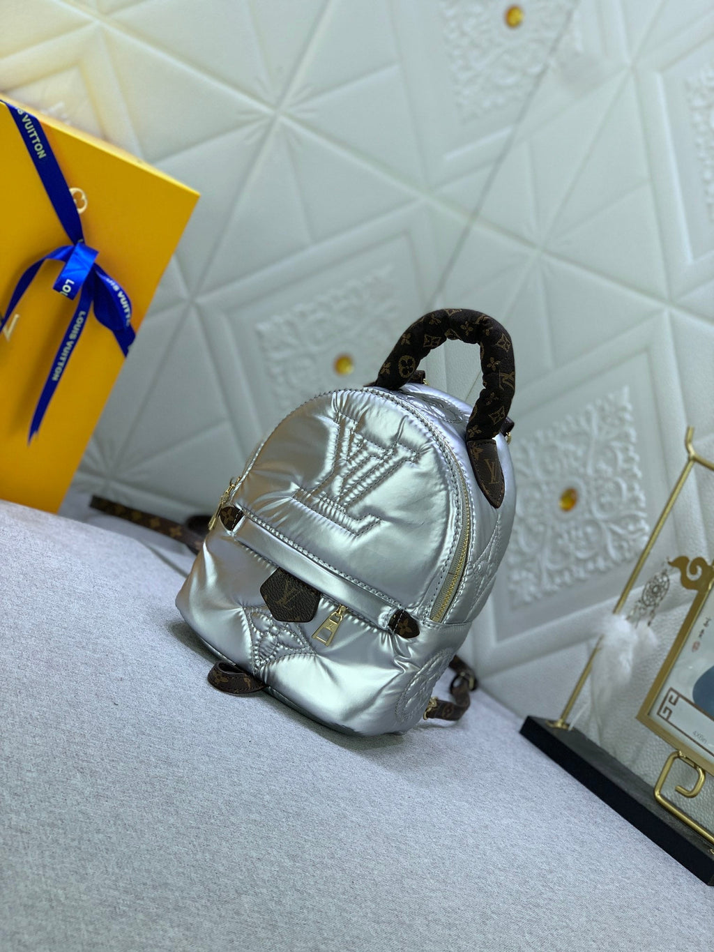 EN - New Bag LUV 640