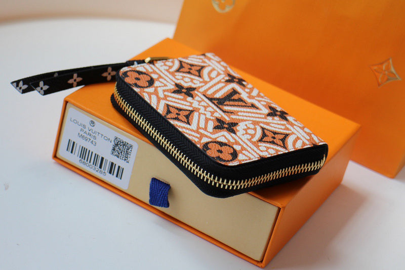 LOV2 Bags - Luxurious Bags  1592