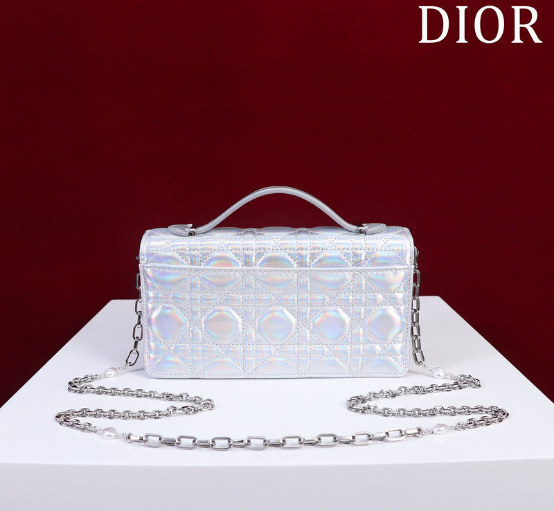 ELE - Dir Bags - 360